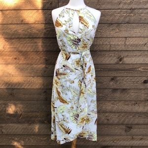 NWOT Tropical Key Hole Wrap Dress
